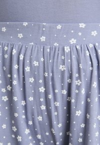 Hunkemöller SHORT FLOWER - Pyjamas - purple