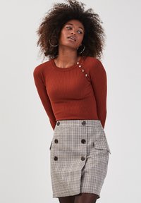 Cache Cache MIT KNÖPFEN - Pullover - orange foncé