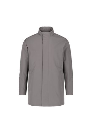 Impermeabile grigio chiaro con colletto alto, chiusura a scatto, maniche lunghe e tasche laterali. Texture liscia, design minimo e senza motivi visibili.