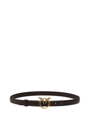 Cintura in pelle marrone scuro con fibbia circolare dorata con due figure di uccelli dettagliate rivolte l'una verso l'altra.