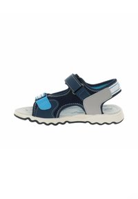 Sandale bleu marine avec des accents gris et bleu clair, bride réglable, design à bout ouvert, semelle intérieure texturée et semelle blanche flexible.