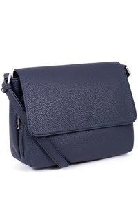 Borsa a tracolla in pelle blu navy con finitura testurizzata, chiusura a pattina, tracolla regolabile e tasca esterna con zip.