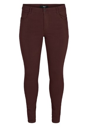 Jean skinny bordeaux en tissu mélangé de coton. Comprend cinq poches, des passants de ceinture et une fermeture à bouton sur le devant. Texture lisse et douce.