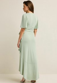 Next FRONT  - REGULAR FIT - Maksi garuma kleita - sage green
