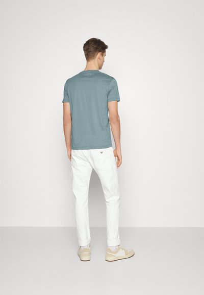 Emporio Armani T-shirt estampada - trooper quila