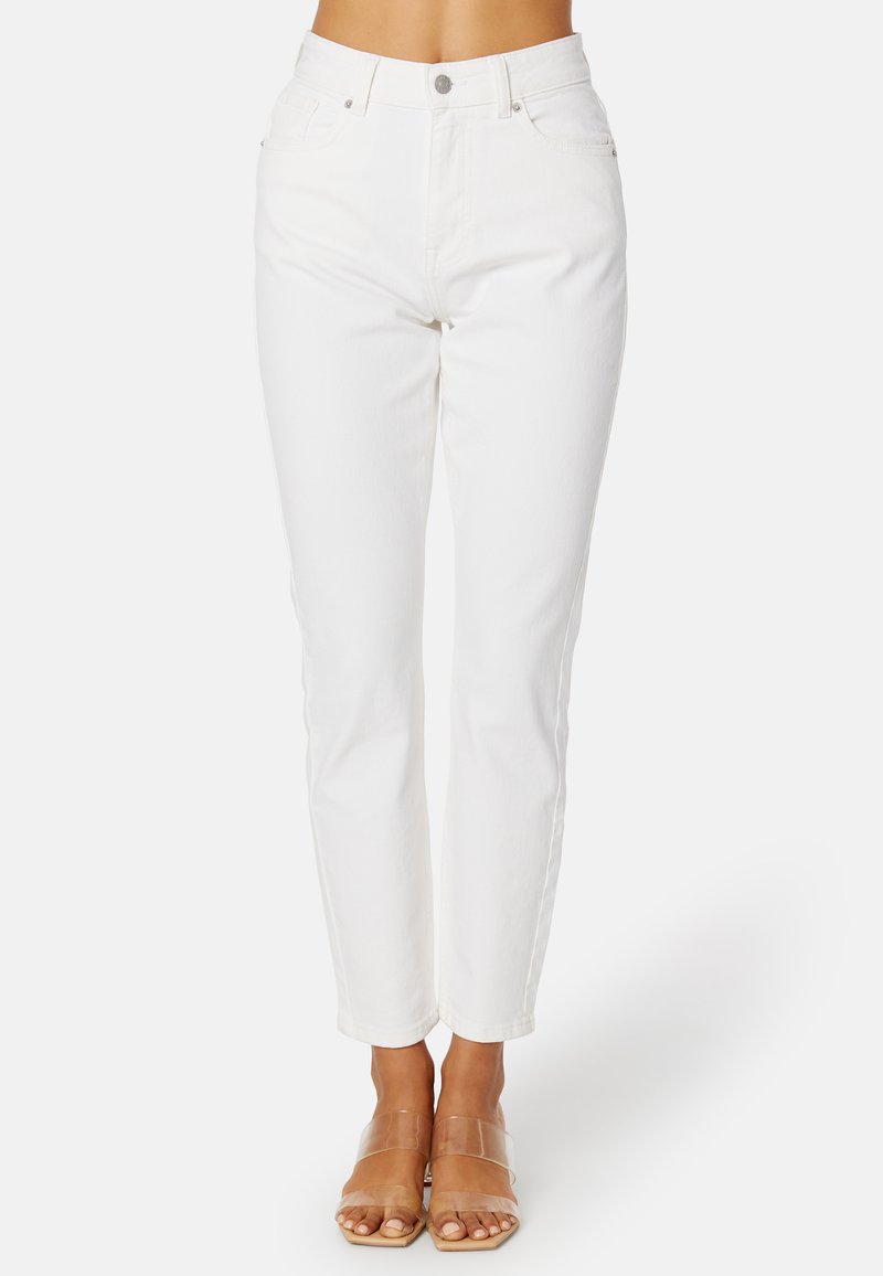 Bubbleroom SLIM JEANS - Džíny Slim Fit - white