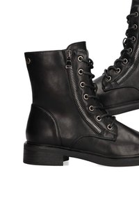 ETIKA RICHMOND - Botines con cordones - black