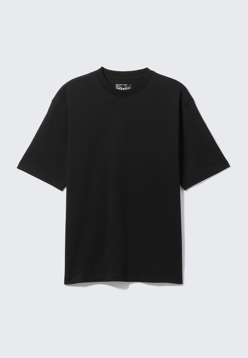 T-shirt noir à manches courtes, coupe décontractée avec col rond, présenté à plat sur fond gris clair.