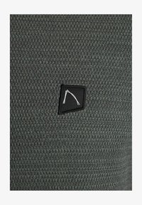 Kijelölve, dark grey