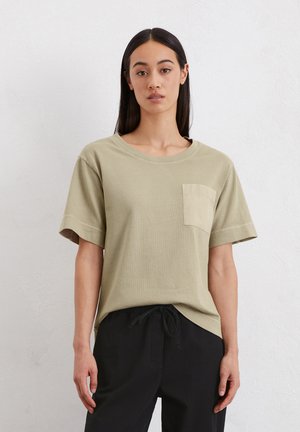 RELAXED MIT AUFGESETZTER TASCHE - Print T-shirt - summer sand