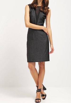 Shift dress - black