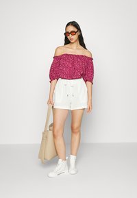 GAP SCOOP  - Blusa - light red