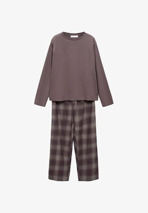 Långärmad, mörklila topp i kombination med rutiga, vida byxor i nyanser av brunt och grått, med dragsko i midjan.