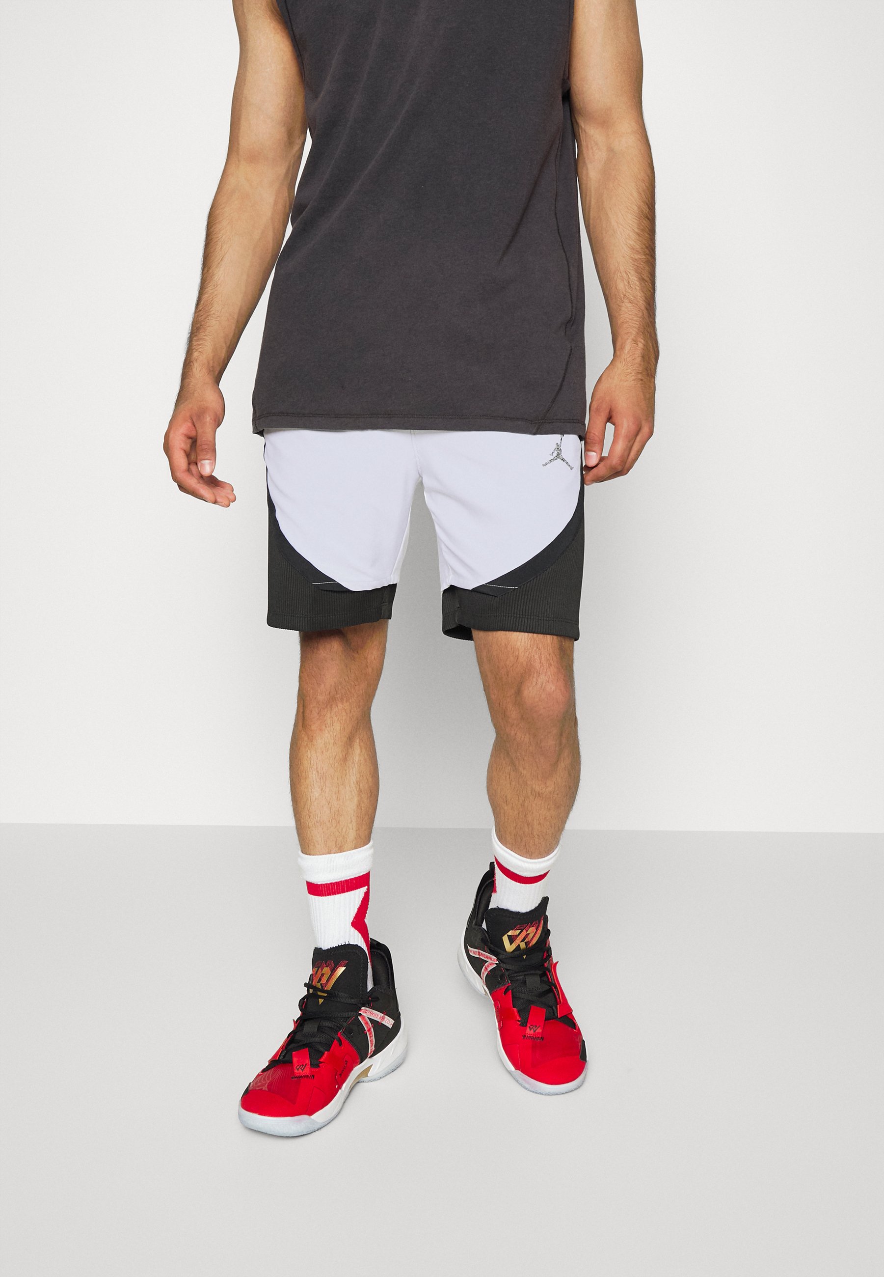 NIKE Shorts Jordan Sport Dri-FIT uomo bianco/nero | Faraone.