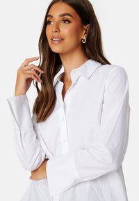 Bubbleroom REGULAR L/S COTTON SHIRT - Overhemdblouse - white