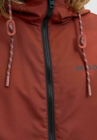 Jack & Jones JJERUSH HOOD - Träningsjacka - burnt henna