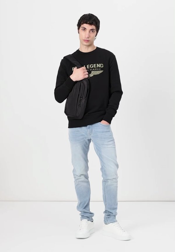 NAVIGATOR SLIM FIT - Slim fit jeans - fresh comfort light3