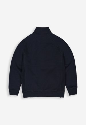 Marineblauer Pullover mit hohem Kragen, Raglanärmeln, gerippten Bündchen und Saum. Weicher, strukturierter Stoff ohne sichtbare Logos oder Muster.