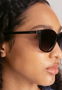 COACH Sluneční brýle - black