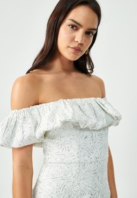 BWLDR SASH - Kokteilinė suknelė / vakarėlių suknelė - white jacquard
