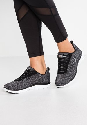Sneakers - black