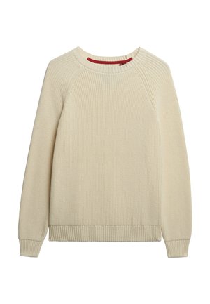 Beige strikket langærmet crew neck sweater med ribbede manchetter og bund, lagt fladt på hvid baggrund.