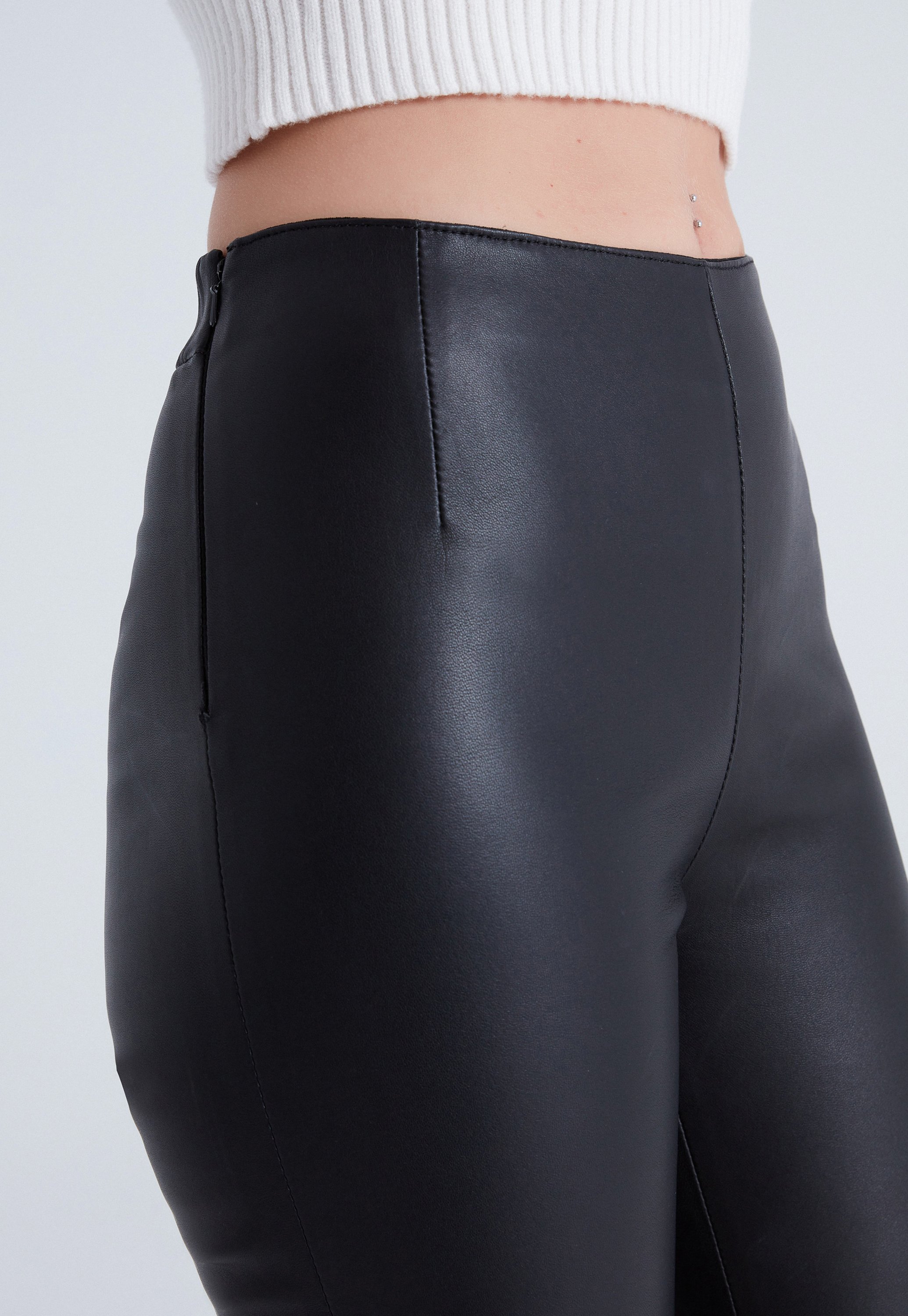 Bigardini MIA - Pantaloni di pelle - black/nero - Zalando