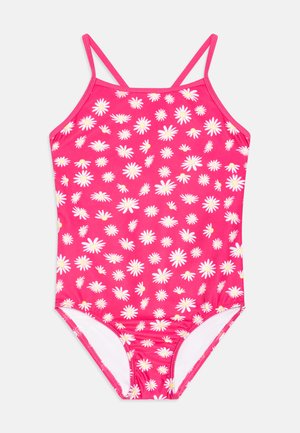 Bañador rosa con tirantes finos, que presenta un patrón de margaritas en blanco y amarillo. Está hecho de una tela suave y elástica.