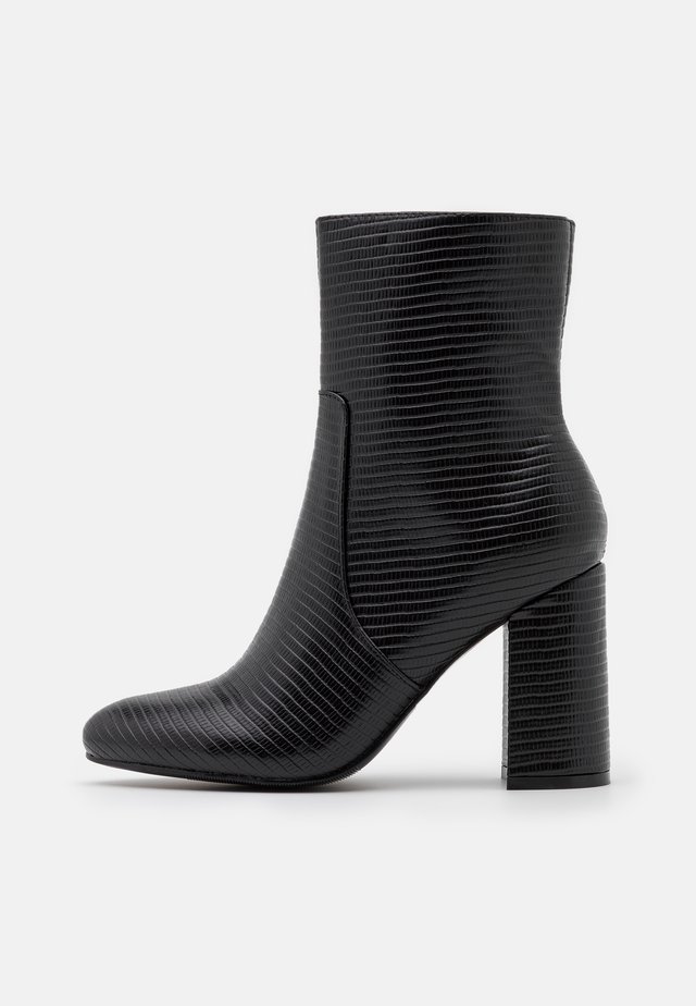 BAMBOO SHAFT BOOT - Enkellaarsjes met hoge hak - black