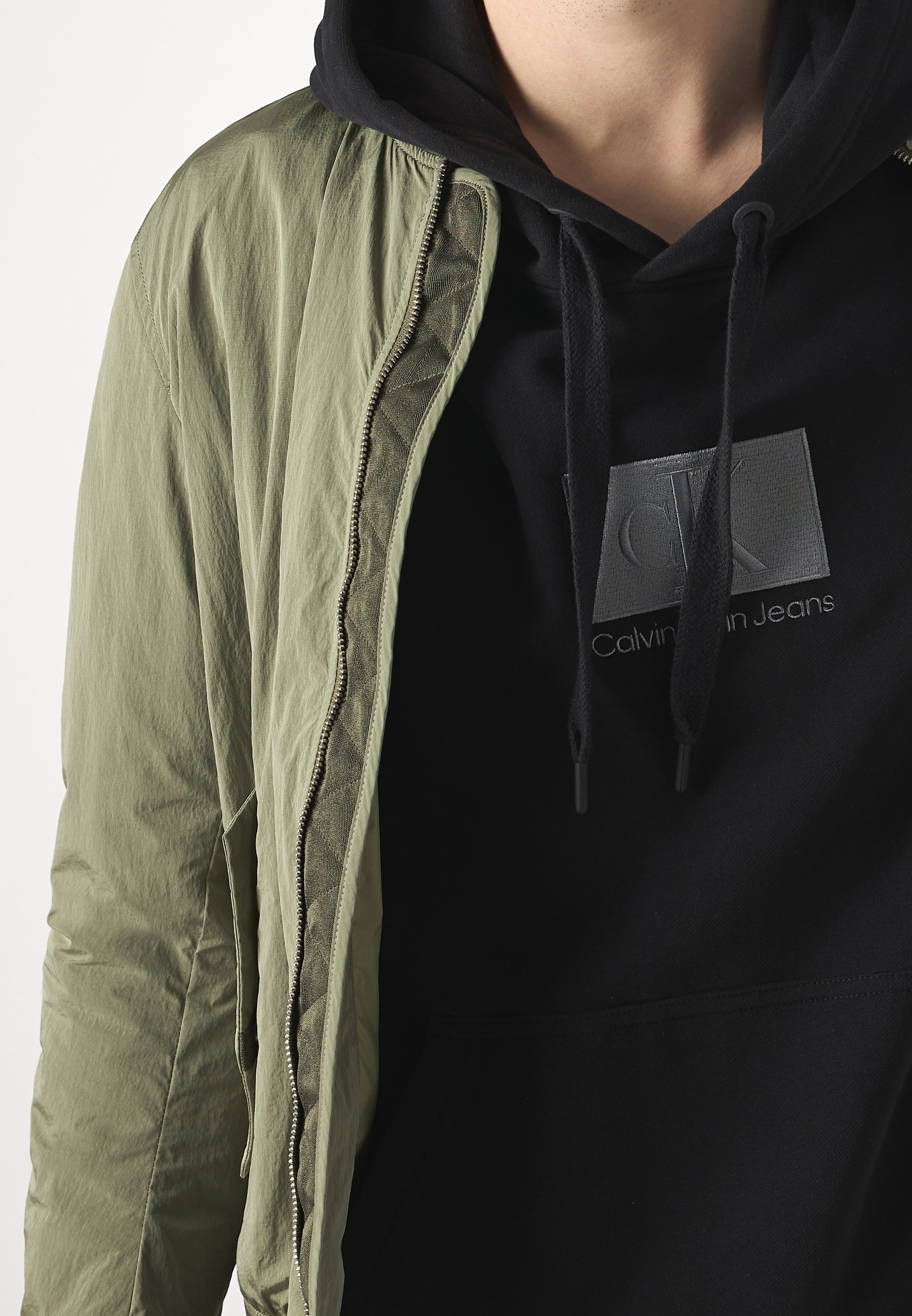 Calvin Klein Jeans EMBROIDERY PATCH HOODIE - Sweatshirt