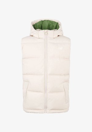 Gilet senza maniche in beige chiaro con cappuccio, chiusura frontale con zip e due tasche laterali. Fodera interna verde. Texture liscia, design trapuntato.