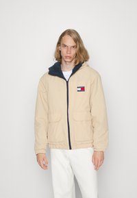 Tommy Jeans REVERSIBLE JACKET - Välikausitakki - twilight navy/multi