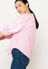 LolaLiza EMBROIDERY - Button-down blouse - coral pink