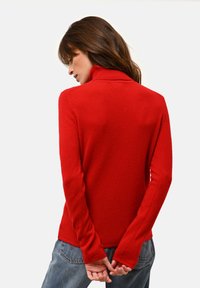 Just Cashmere AVA czerwony