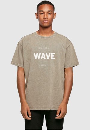 SUMMER - LIFE IS A WAVE ACID WASHED TE - T-shirt print - darkkhaki