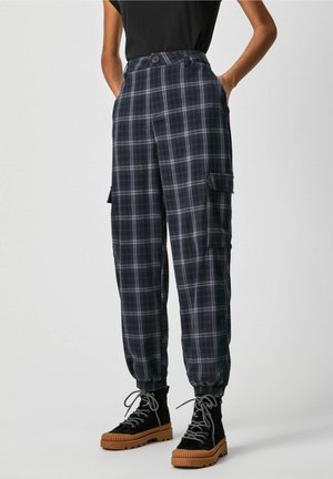 Pantalones - coloured denim