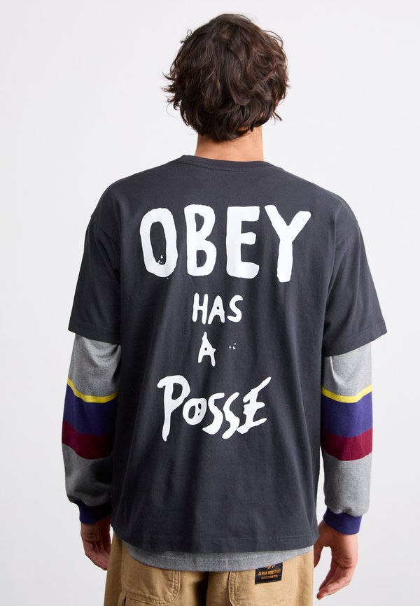 HAS A POSSE - Print T-shirt