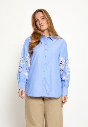 NETTY   - Button-down blouse - cornflower blue stripe