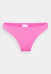 PREMIUM SURF HI LEG SKIMPY - Bikini alsók - hot pink