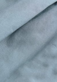 Thumbnail Image 3