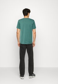Weekday STANDARD - T-shirt básica - green
