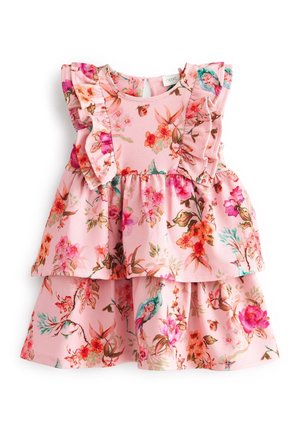 Helles pinkes Blumenkleid mit Rüschensäulen, mehrlagigem Stufendesign, das bunte Blumen und Vögel zeigt, aus weichem Stoff gefertigt.