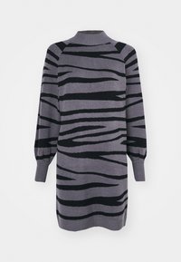 Grijze gebreide sweaterjurk met zwarte tijgerstrepen, hoge hals, ballonmouwen en geribbelde manchetten en zoom. Zachte textuur, mid-lengte ontwerp.