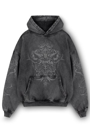 Overdimensjonert svart hettegenser i vasket denimstoff med frontlomme, med intrikate grå grafiske design og ribbet mansjetter og kant.