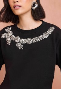 Love & Roses PETITE FIT  - Ikdienas džemperis - black