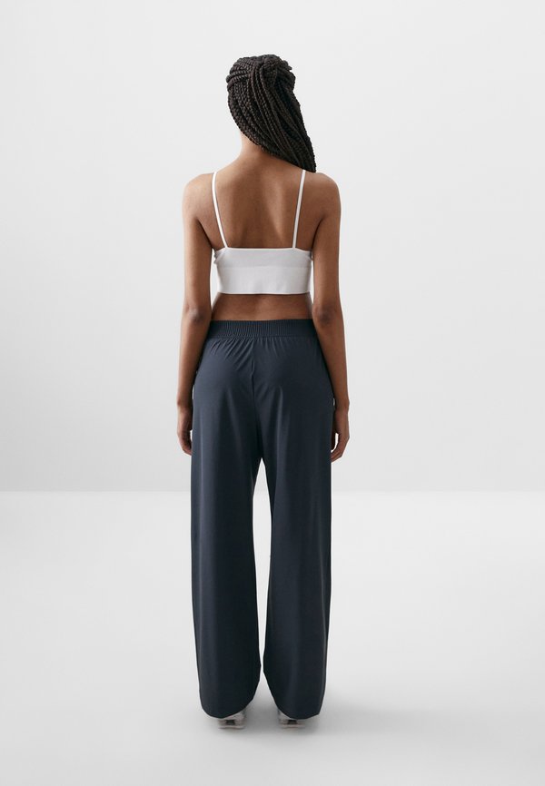WIDE LEG PANT  - Trousers3