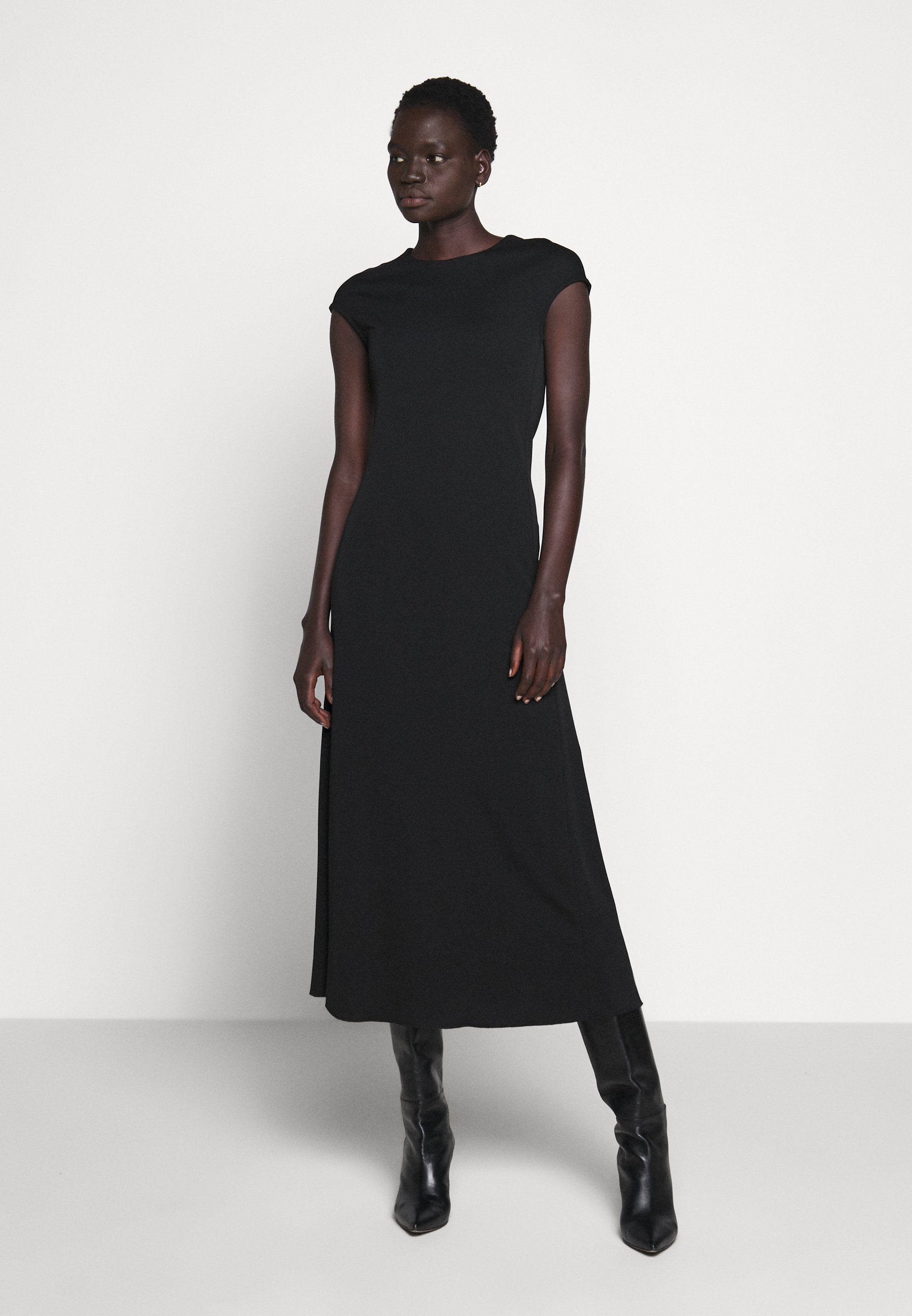 Tiger of Sweden ILENIA Maxikjole black Zalando.no Tiger of Sweden ILENIA - Maxikjole - black