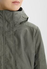 United Colors of Benetton Parkas - olive