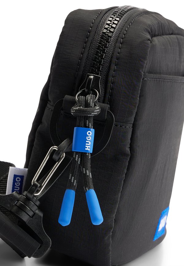 VYTAL - Cross body bag3