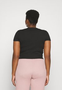 Even&Odd Curvy T-shirt básica - black